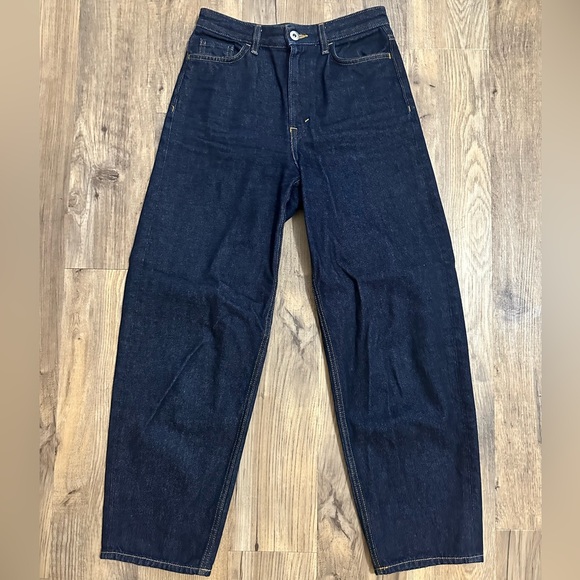 COS arch tapered jeans in indigo - Picture 5 of 10